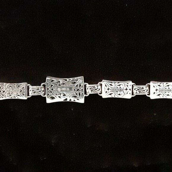 Sterling Silver fancy toggle bracelet - Picture 5 of 5
